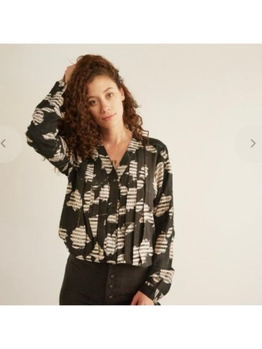 The Odells Everyday Pleat Blouse Lagos Print Black Long Sleeve Top Small